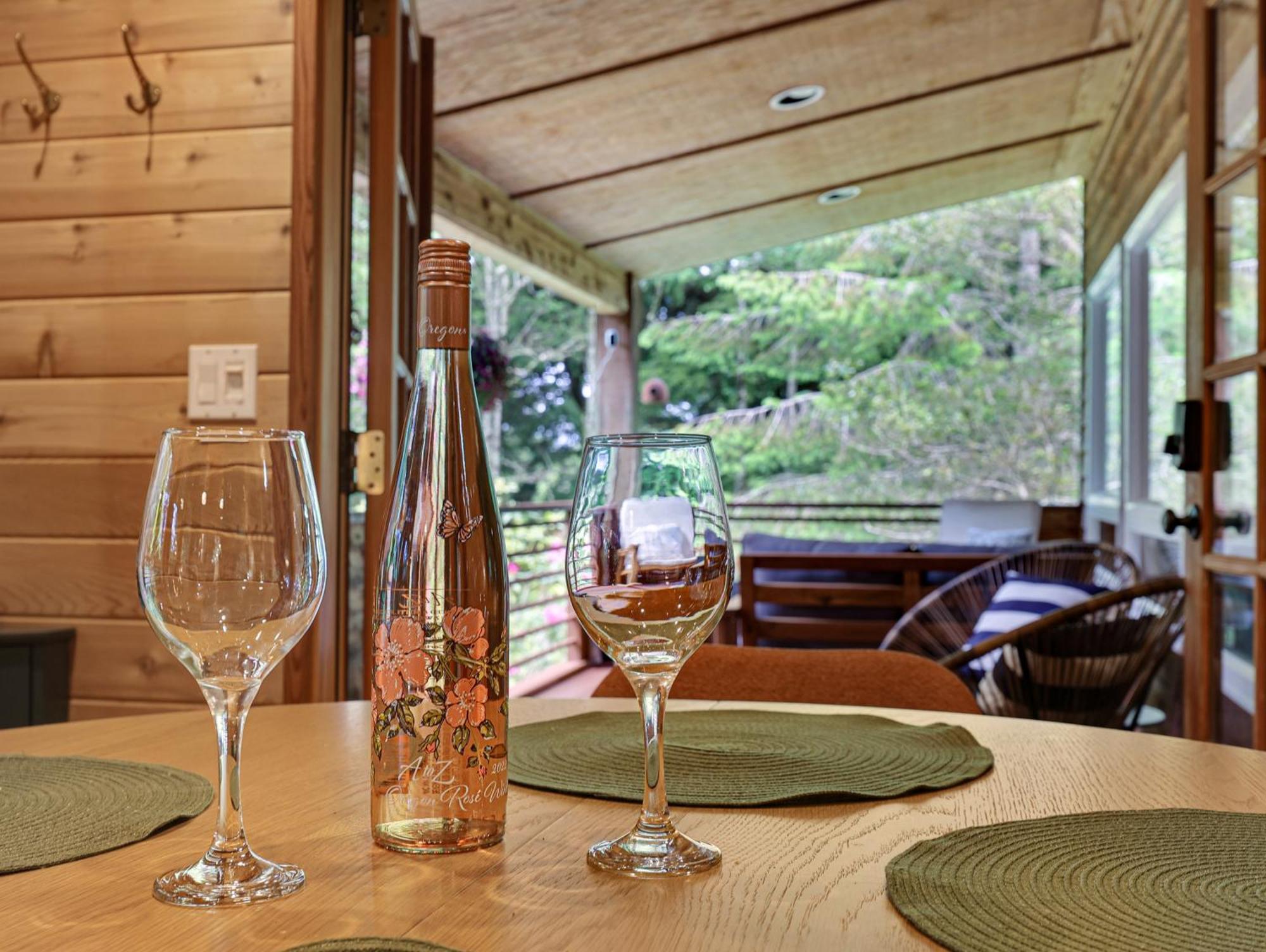 Woods Waves: Luxury Coast Cabin King Beds Pets Tillamook Buitenkant foto