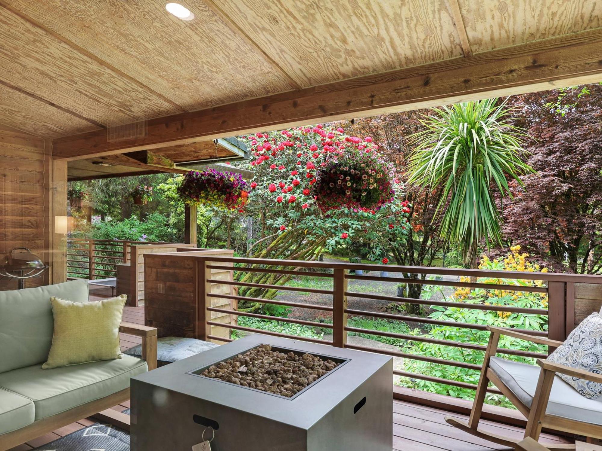 Woods Waves: Luxury Coast Cabin King Beds Pets Tillamook Buitenkant foto
